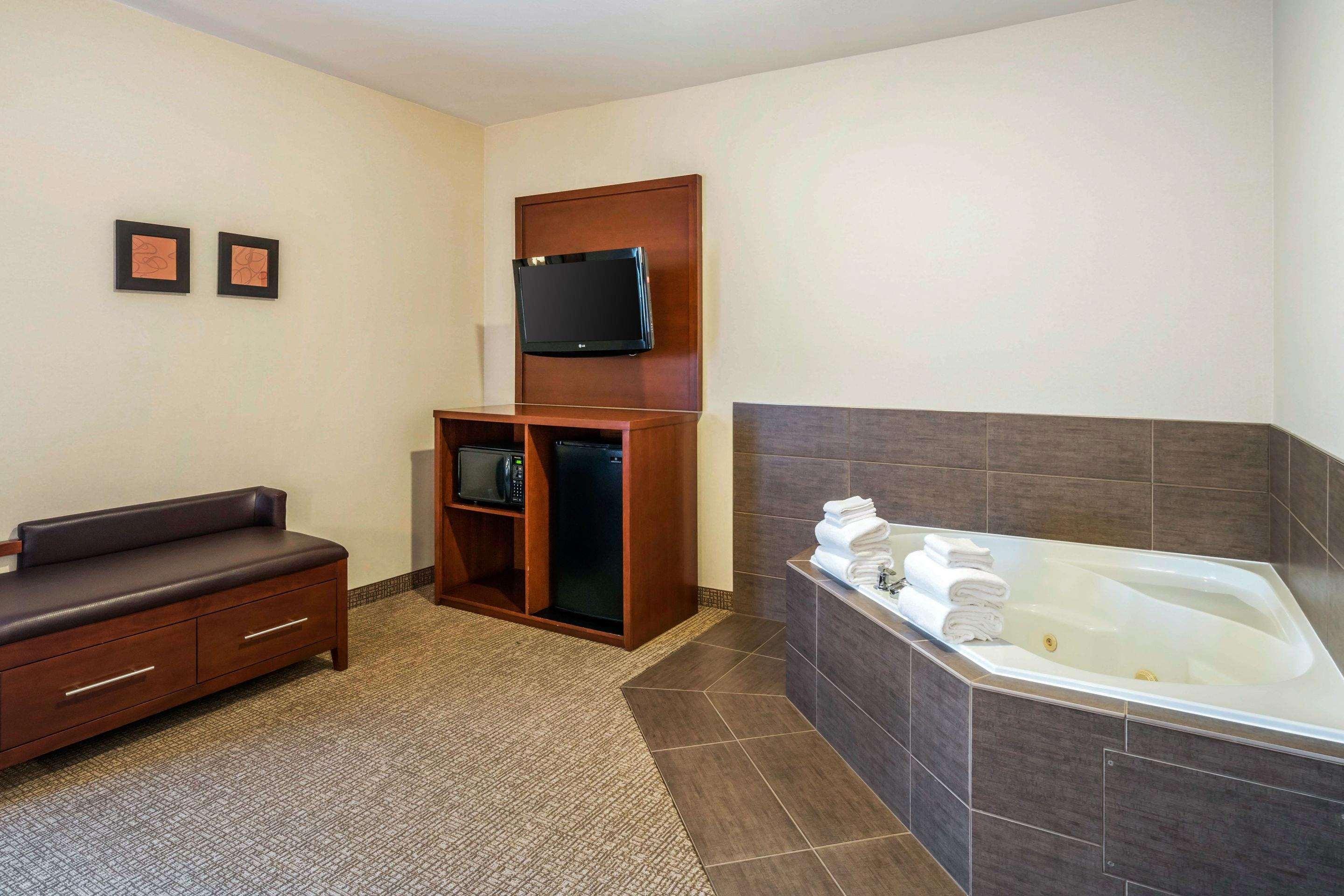 Comfort Suites Yakima Exterior foto